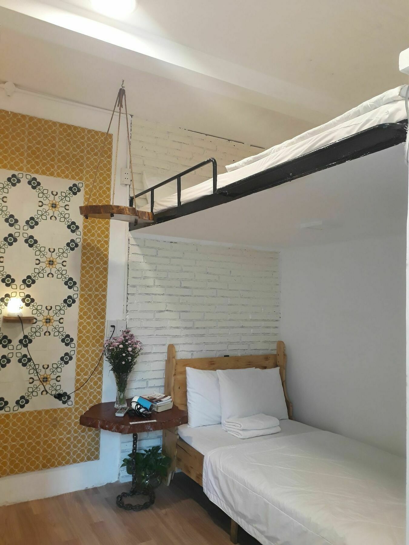 Phuong Van Hotel Хошимин Экстерьер фото
